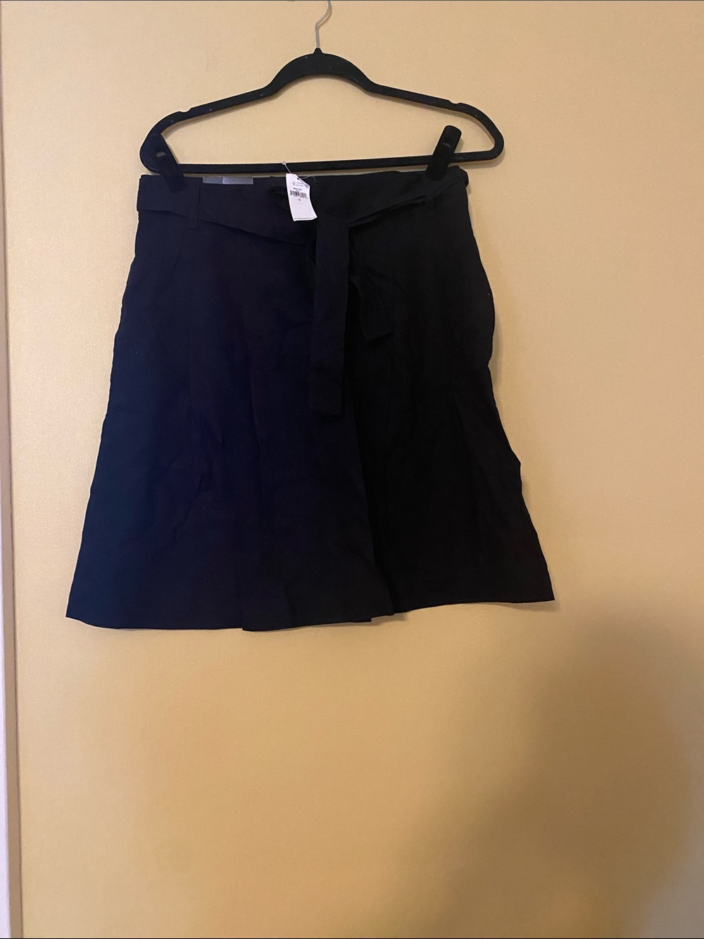 Banana Republic Factory Black A-Line Skirt with Tie Waist